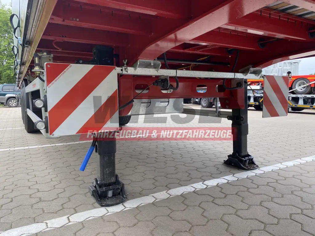 Kässbohrer K.SPO Libner Open Box