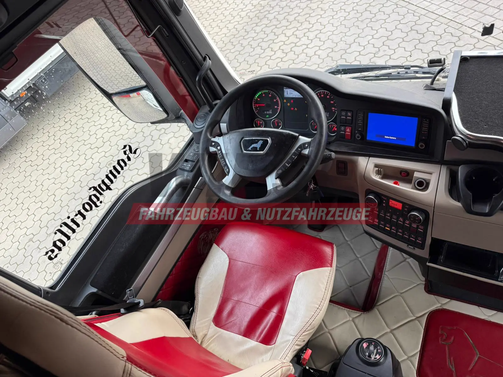 MAN TGX 26.500 6x2 Hydraulik Exklusiv Innenraum