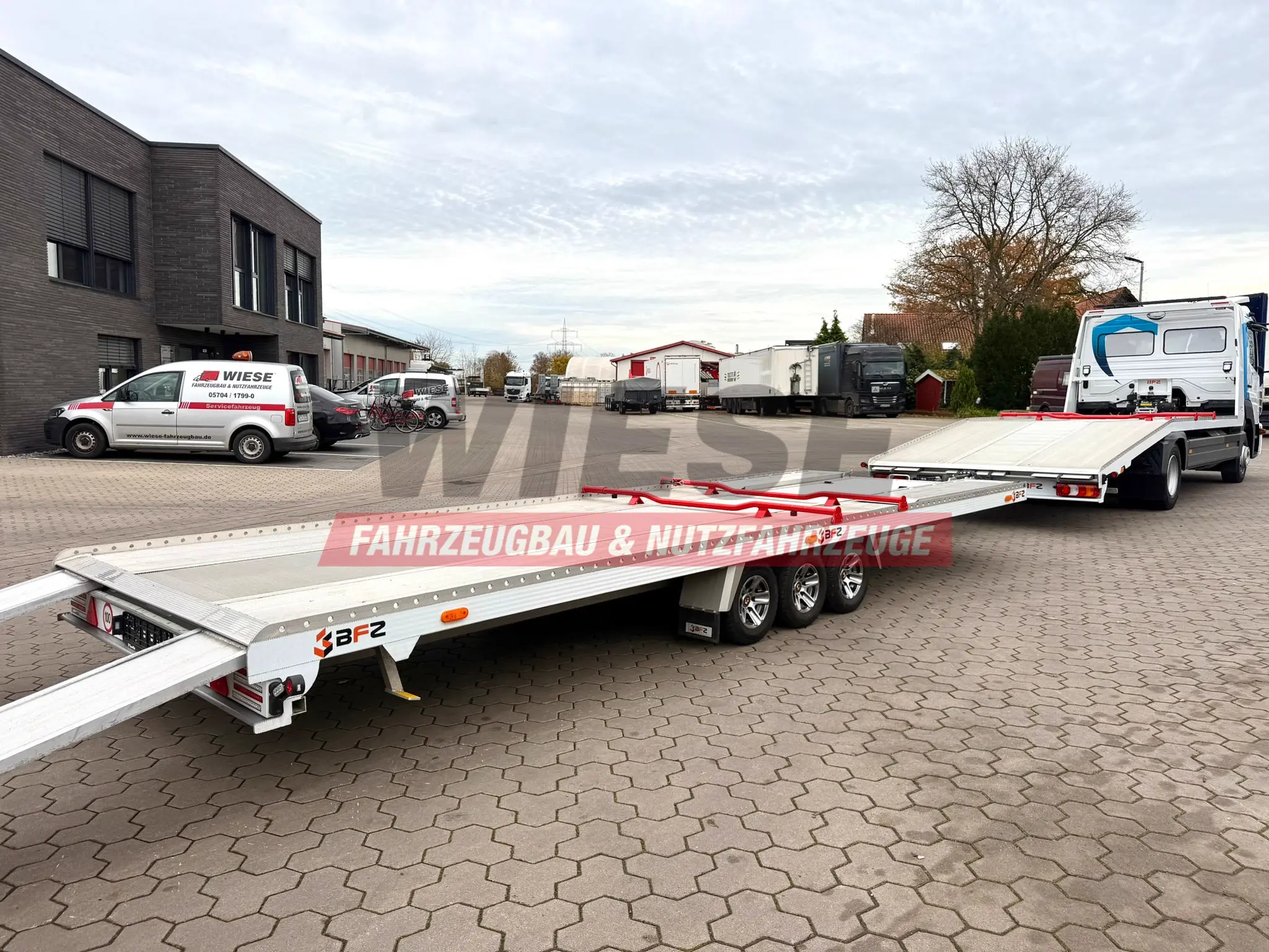 Mercedes-Benz Atego 918L Autotransporter mit BFZ Anhänger