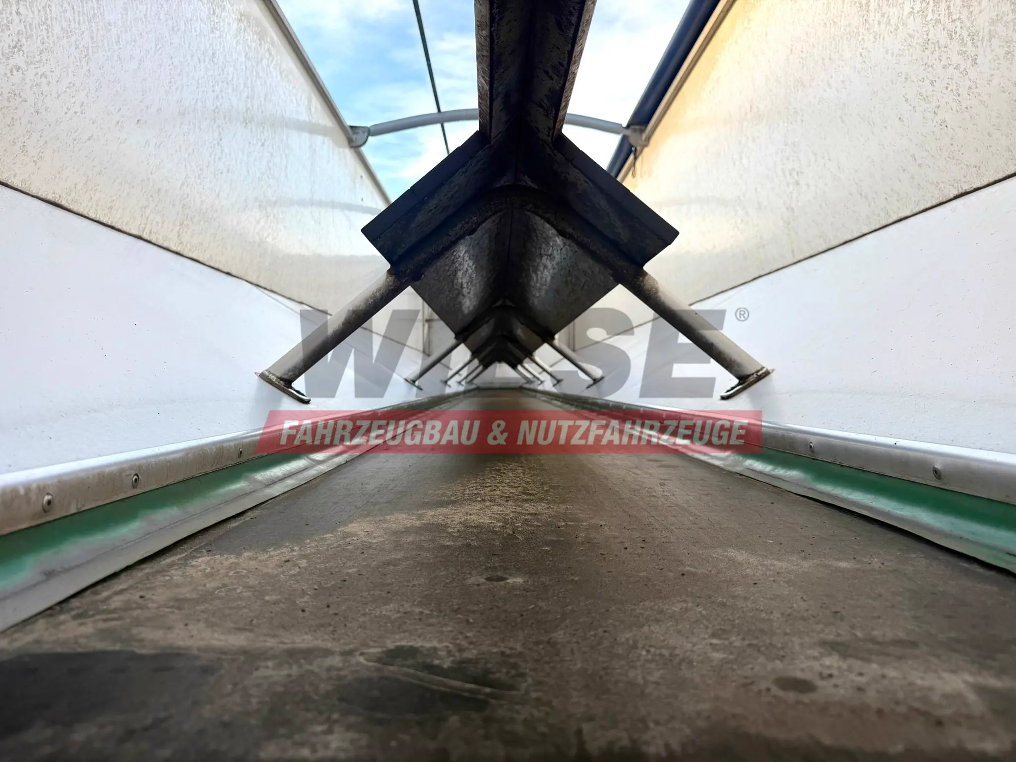 Wiese Kartoffelbandauflieger