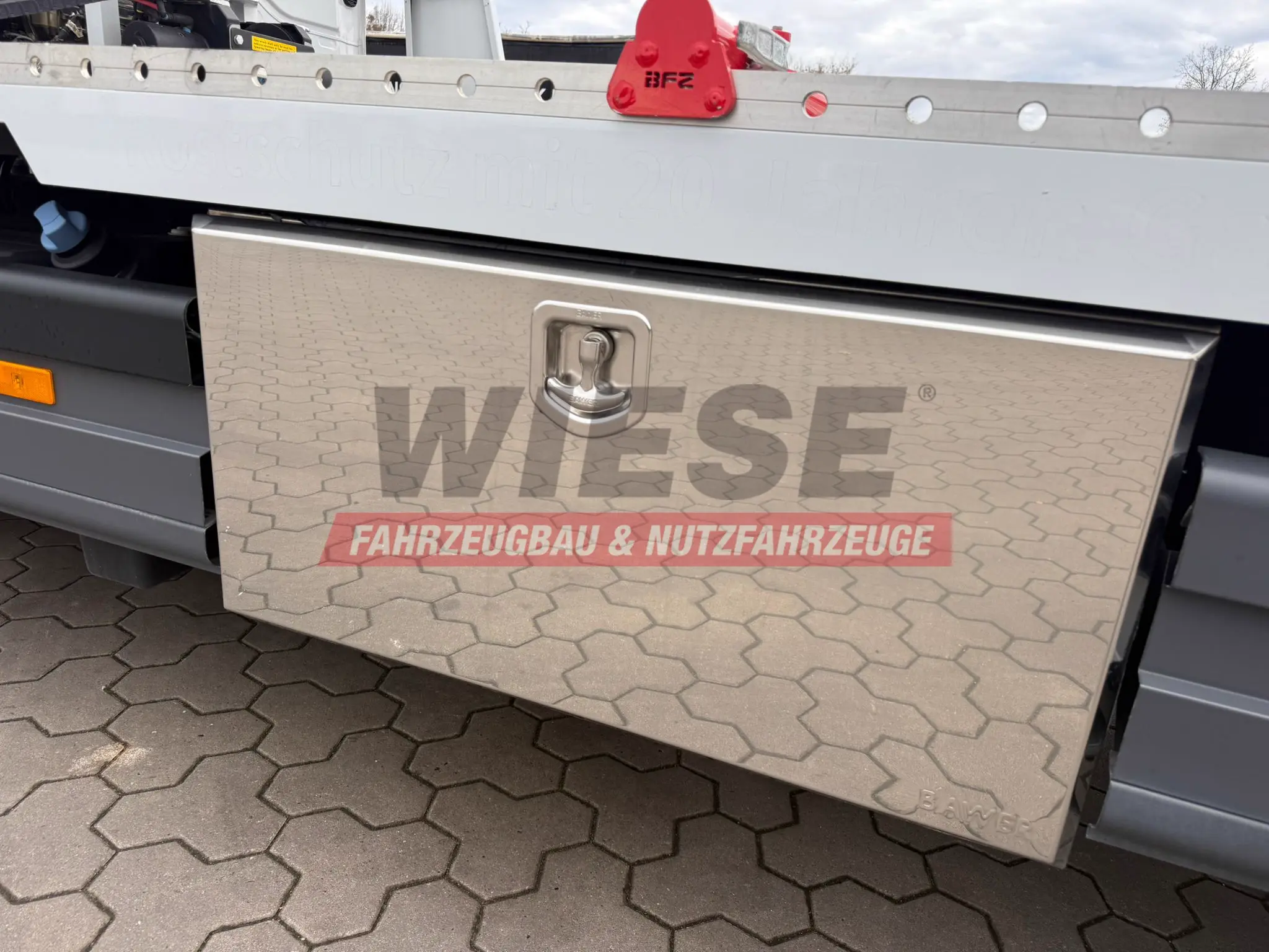 Mercedes-Benz Atego 918L Autotransporter mit BFZ Anhänger