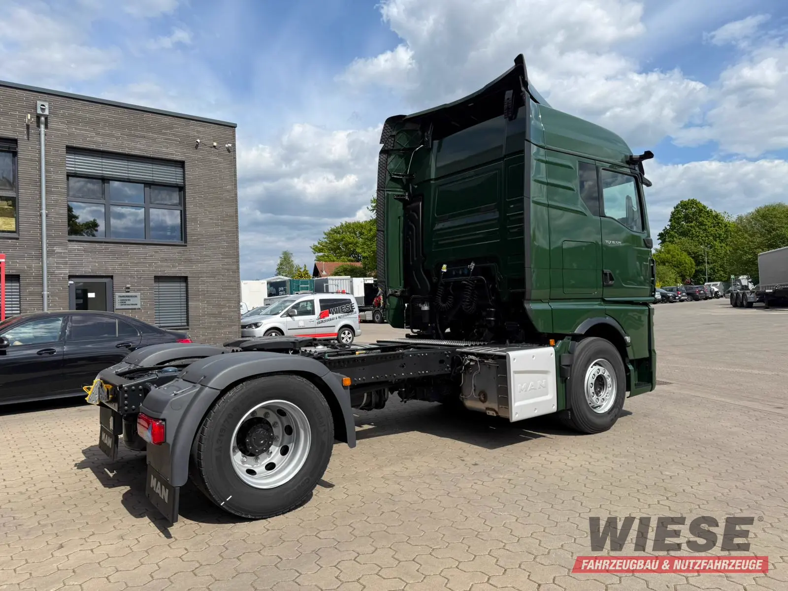 MAN TGX SZM von Wiese Fahrzeugmarkt in Petershagen kaufen ab 104500.00€