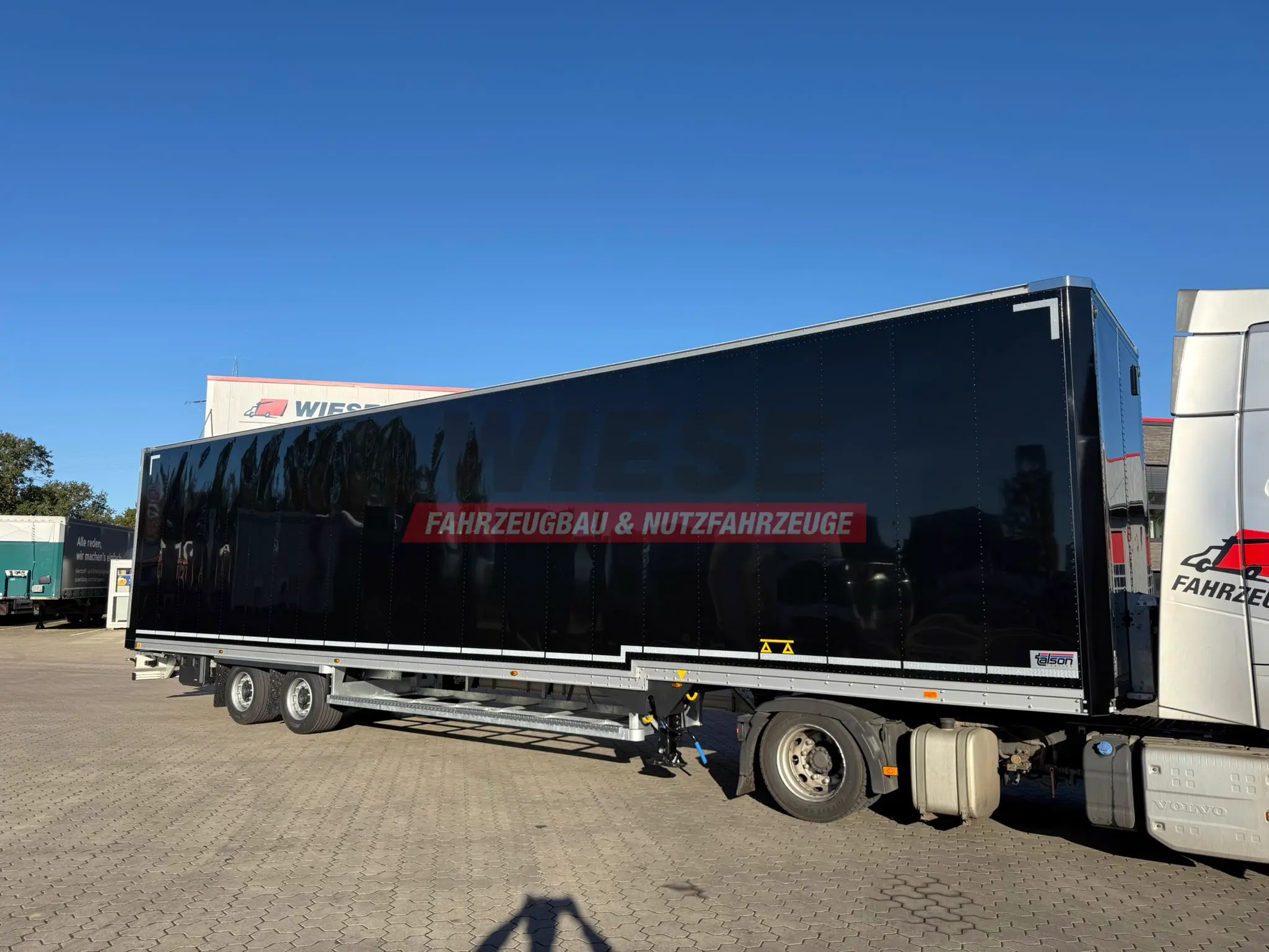 Talson Mega Kofferauflieger 99m³