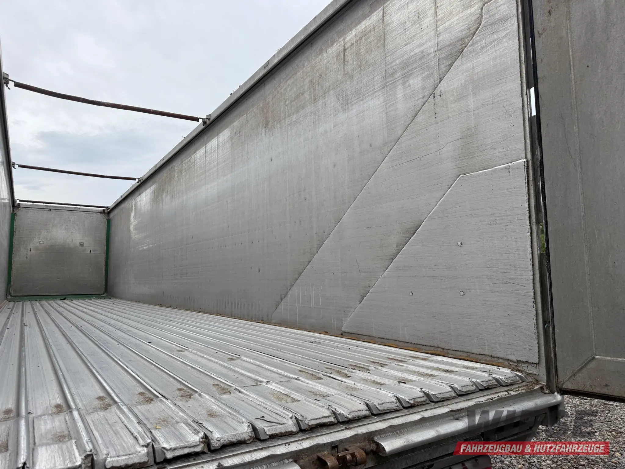 Knapen K100 Schubboden 92m³ HDI Boden ideal für Müll