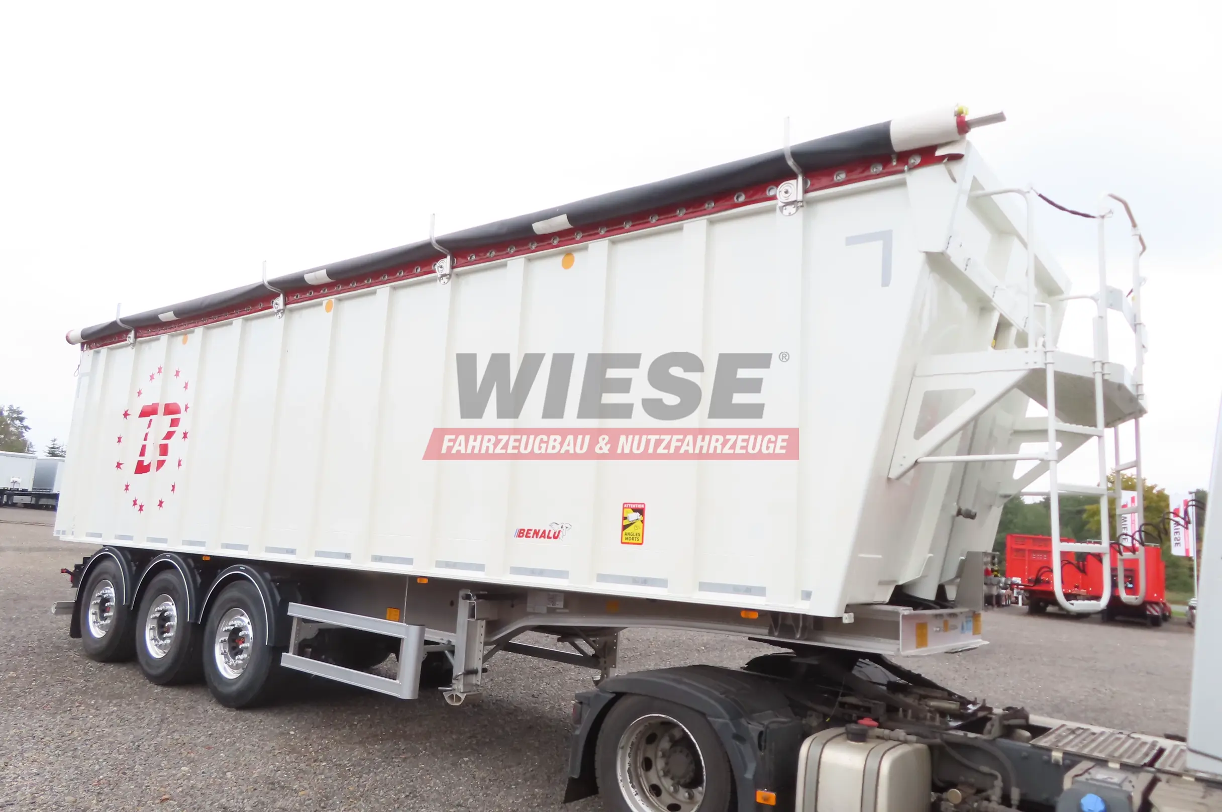 Benalu Benalu Agriliner 9500 H 2200 52m³