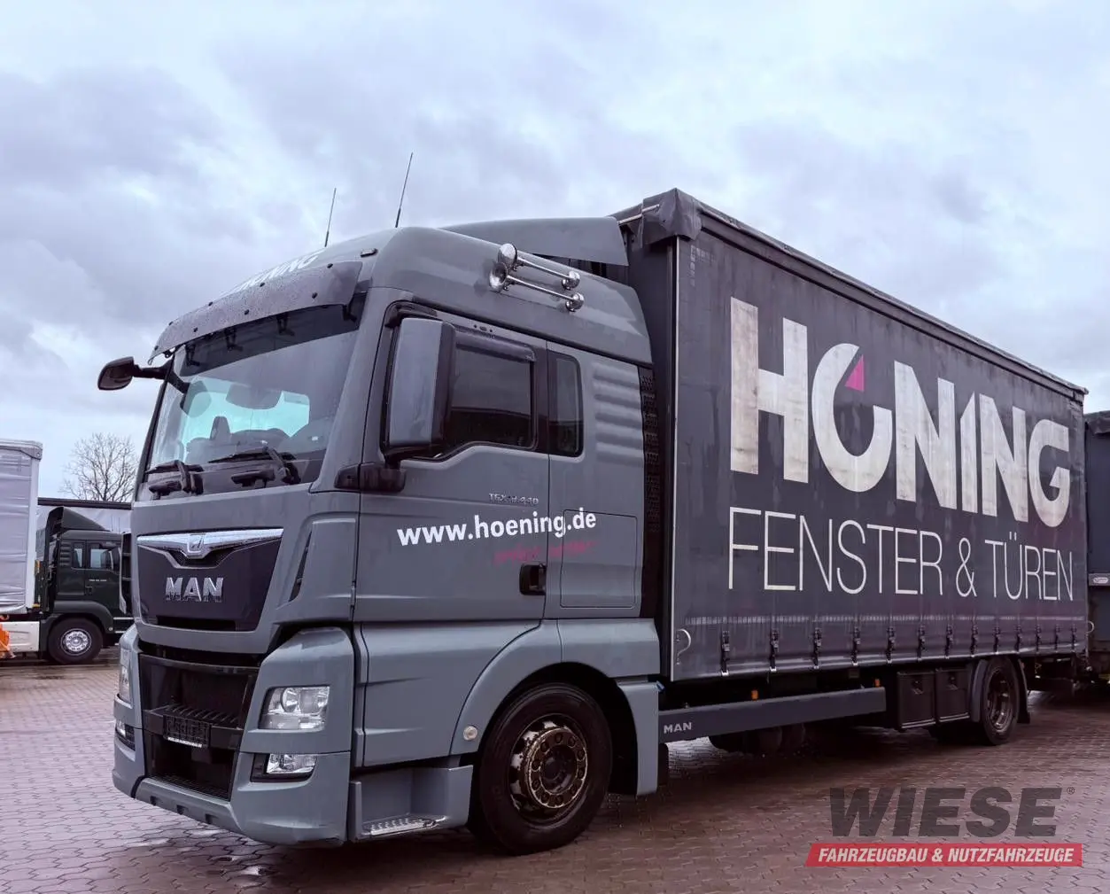 MAN TGX 18.440 LL Volumen LKW mit Staplerhalterung