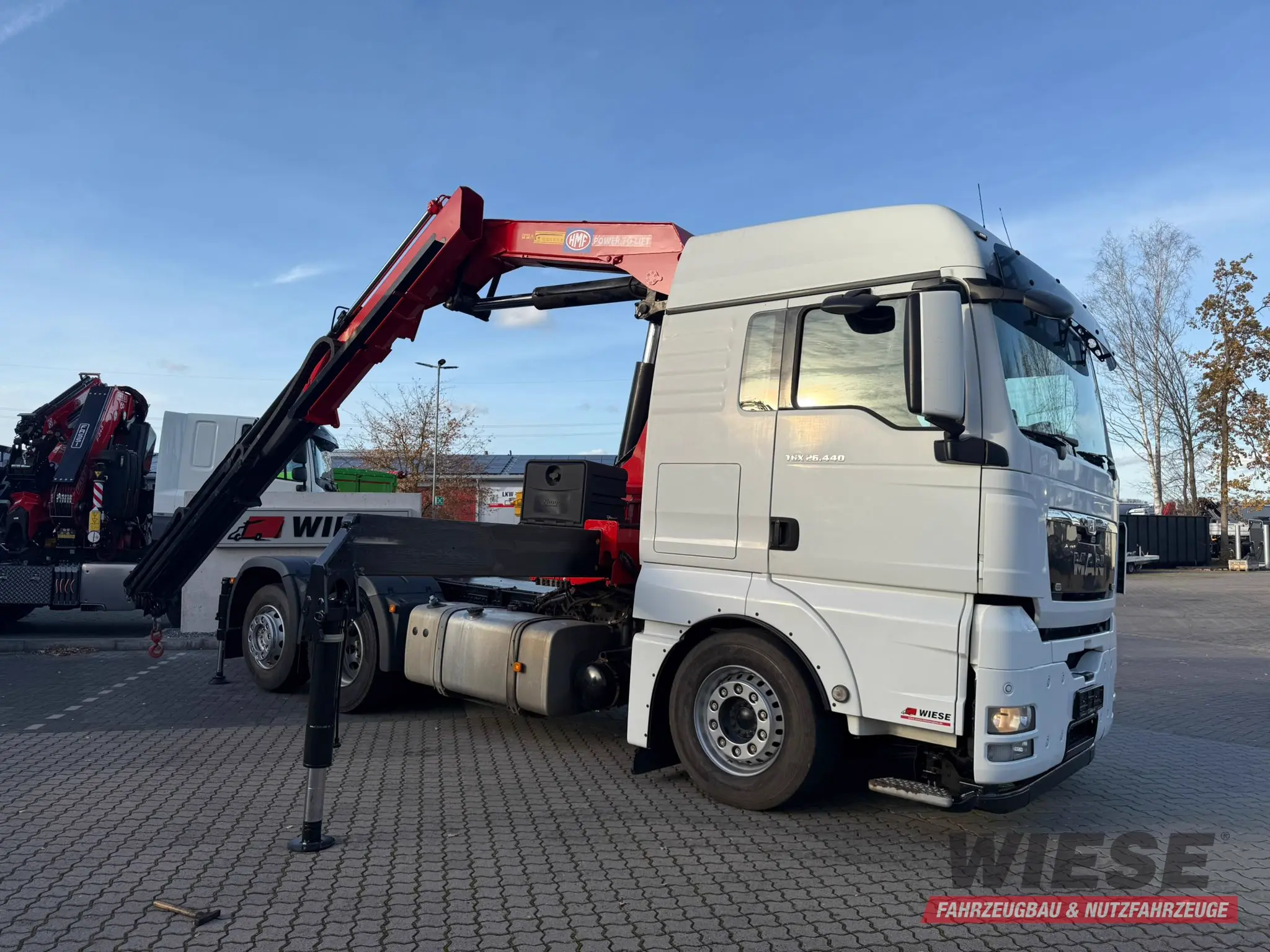 MAN TGX 26.440 6x2 mit HMF 3000-5 Kran TÜV NEU
