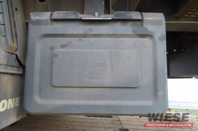 Krone Stahlmattenauflieger mit Bordwände