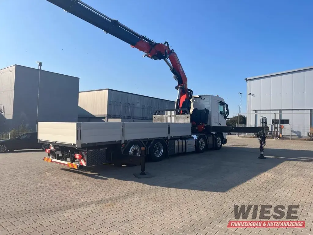 Volvo FH 500 8x2 Kran F710 RA2.26;Volvo FH 500 8x2 Kra