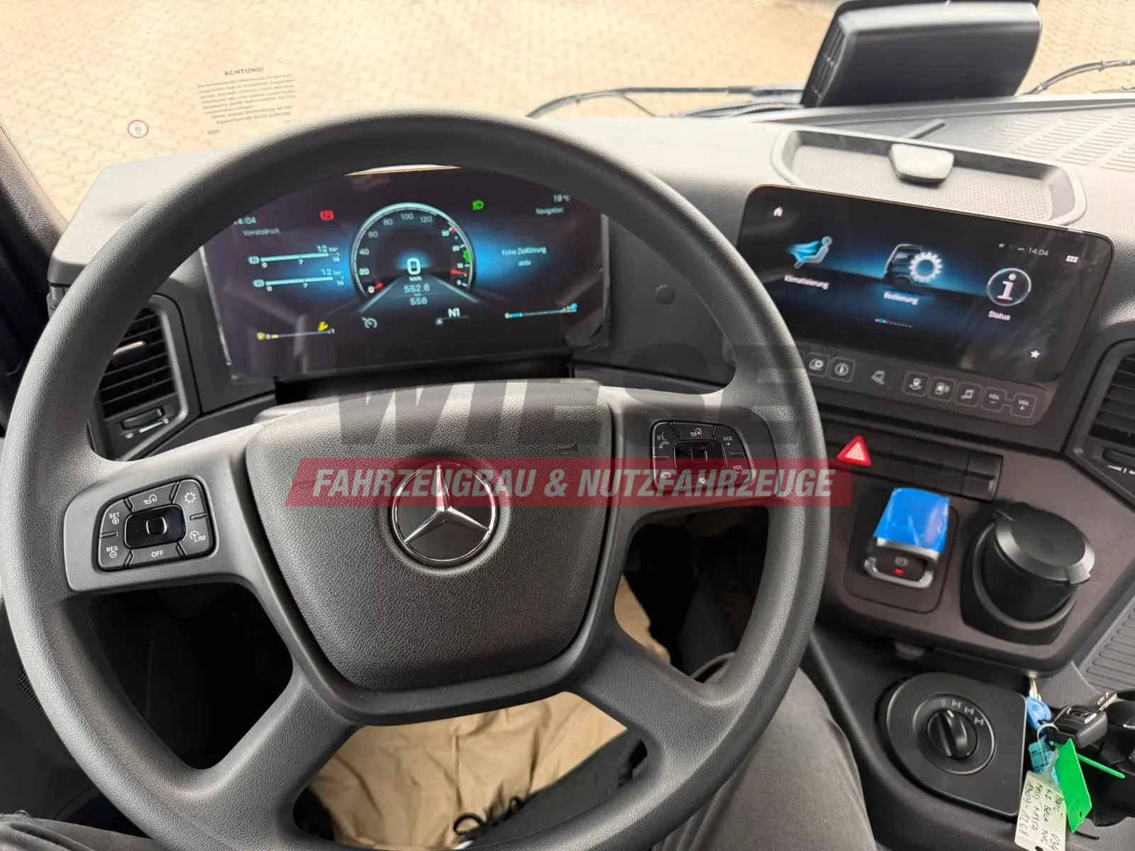 Mercedes-Benz Arocs 1835 4x4 Allrad Fassi F135 Kran Kipper