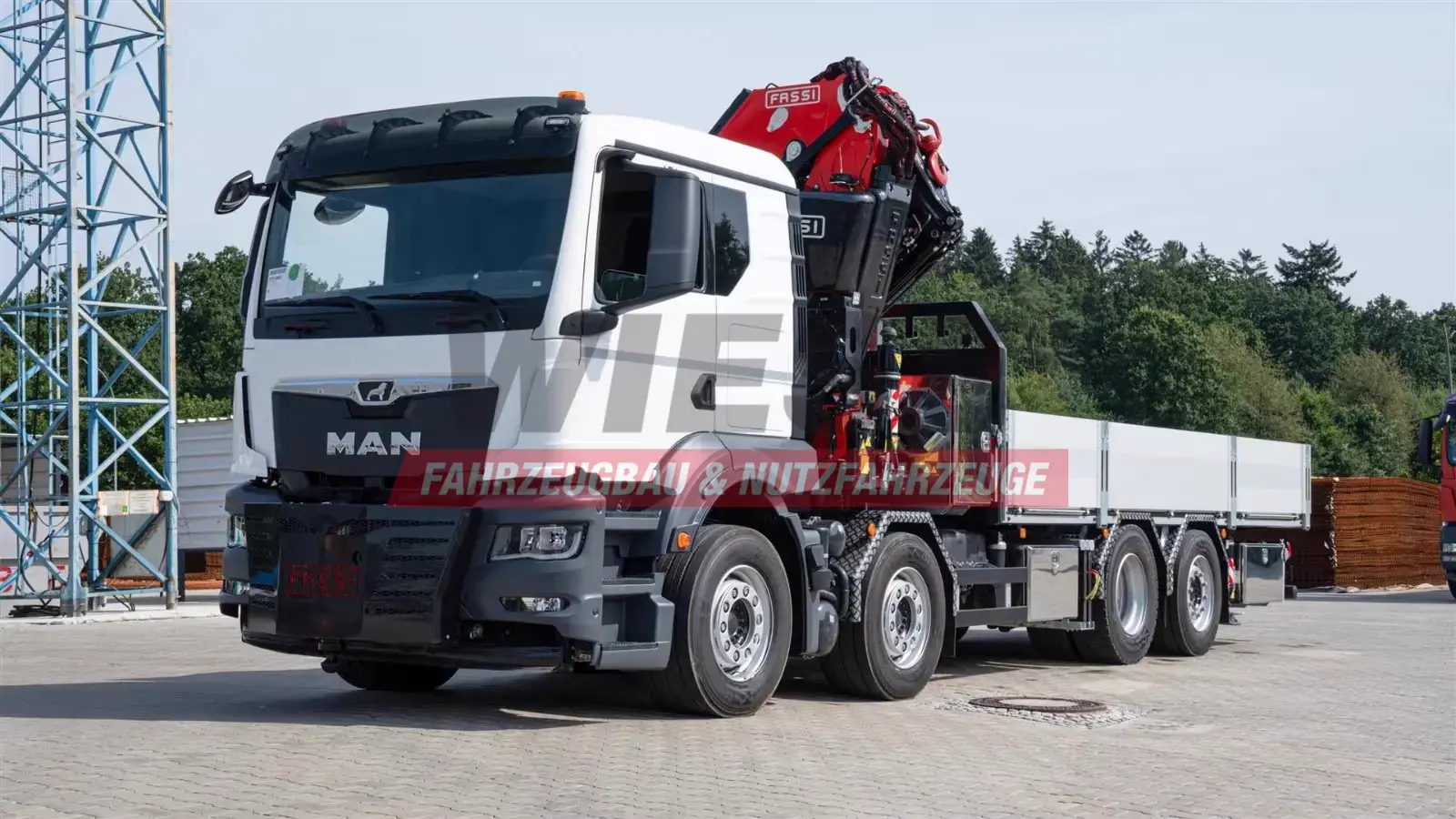 MAN 35.470 8x2 Kran F710 RA2.26
