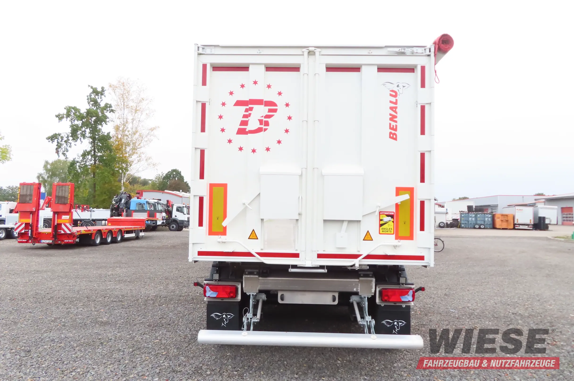 Benalu Benalu Agriliner 9500 H 2200 52m³