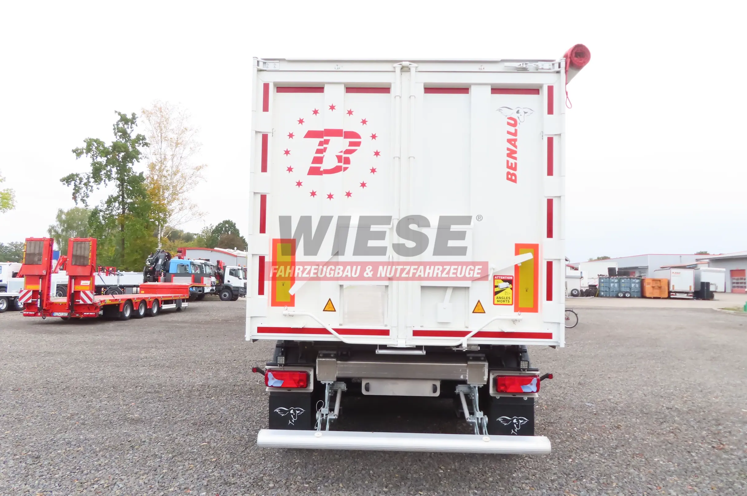 Benalu Benalu Agriliner 9500 H 2200 52m³