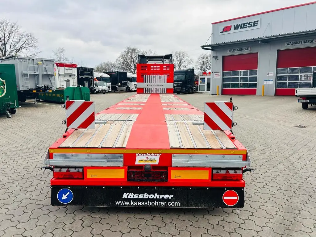 Kässbohrer SPS Mega Schwerlast Plattform Lenkachse