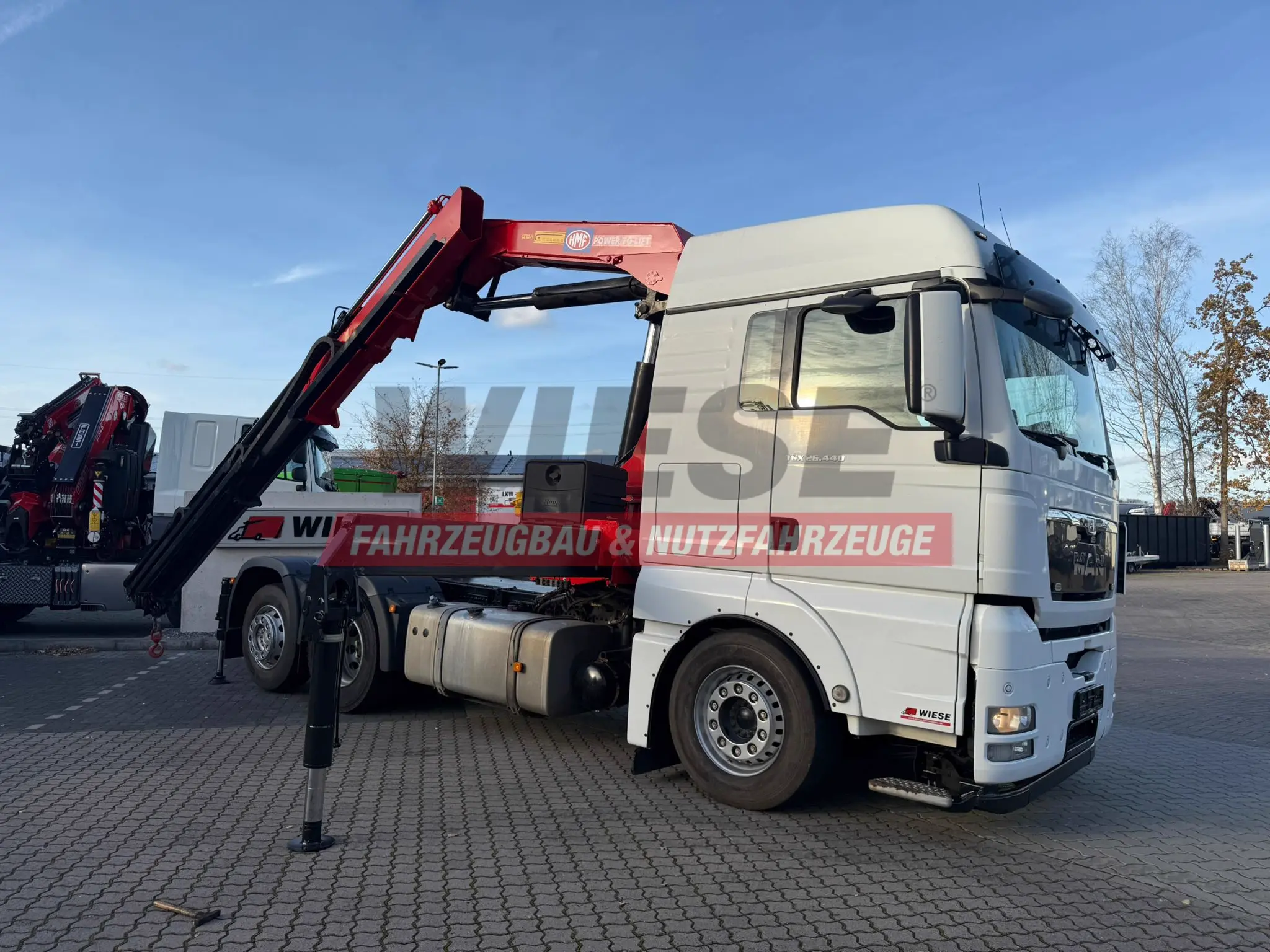 MAN TGX 26.440 6x2 mit HMF 3000-5 Kran TÜV NEU