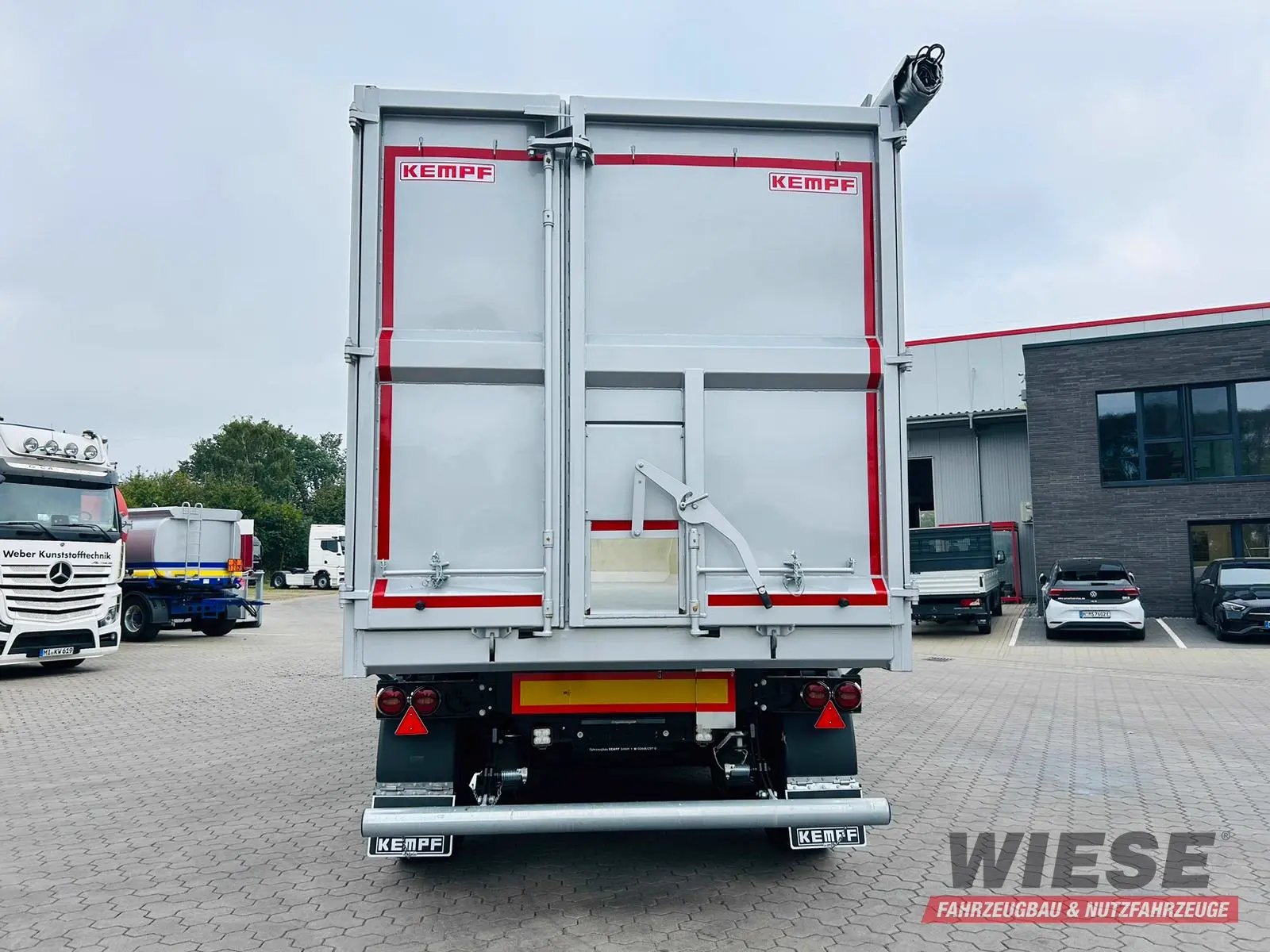 Kempf SKM 36/3 SHL-Light 3-Achs Stahl Kipper 51m³