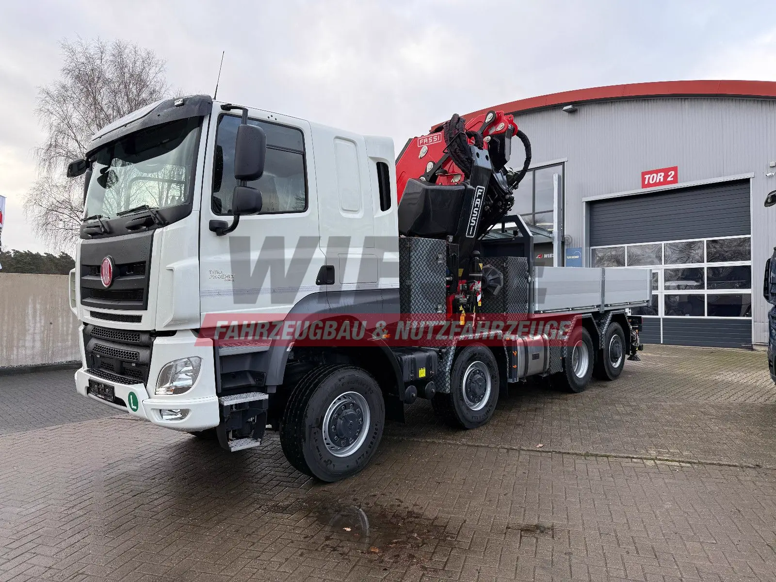 Tatra 41.500 8x8 Phoenix Fassi F710 Kran