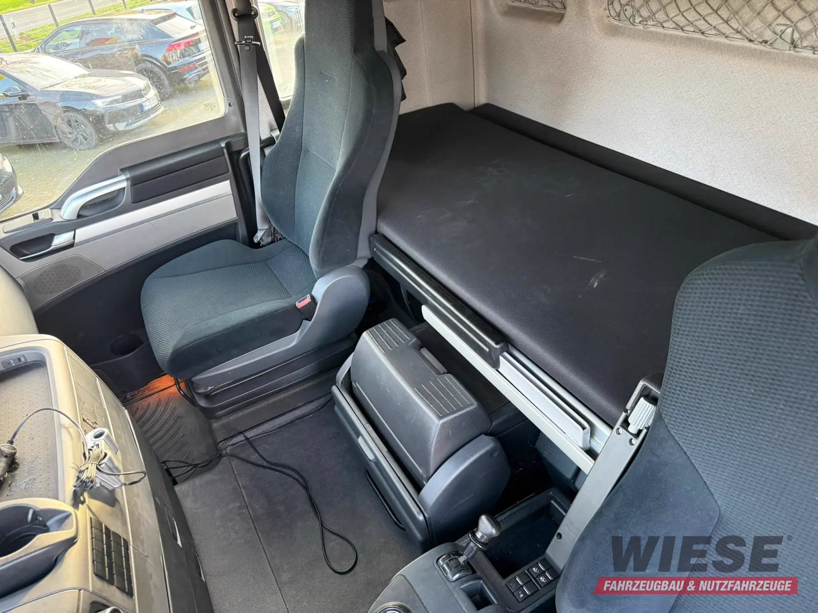 MAN TGX 26.440 6x2 mit HMF 3000-5 Kran TÜV NEU