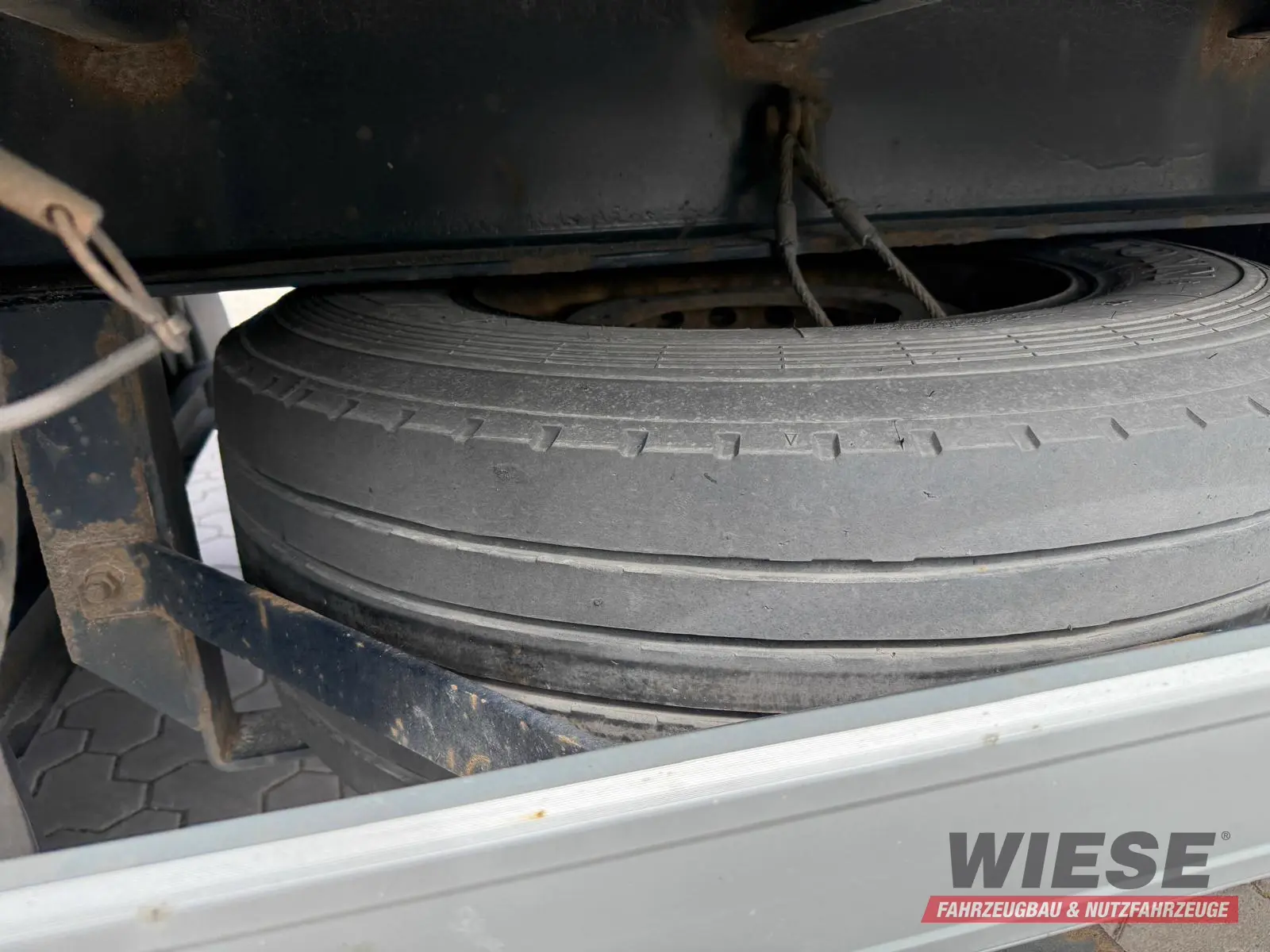 MAN TGA Schwenkwand-Getränkeaufbau incl. Anhänger