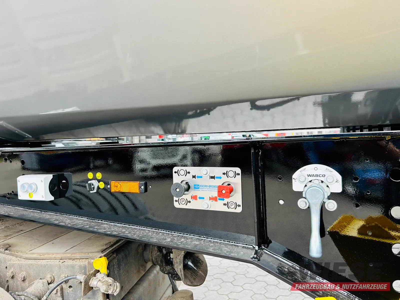 Kempf SKM 36/3 SR-Membran Stahl Halbrundmulde 50m³