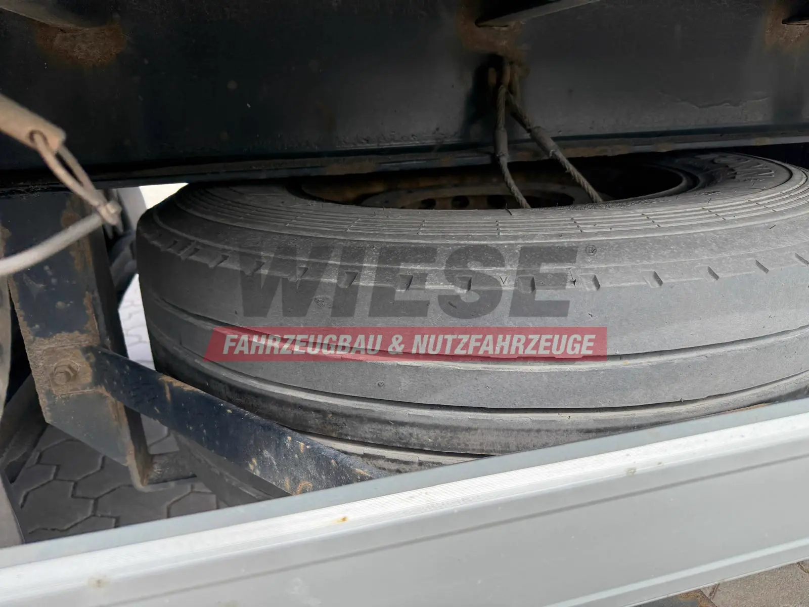 MAN TGA Schwenkwand-Getränkeaufbau incl. Anhänger