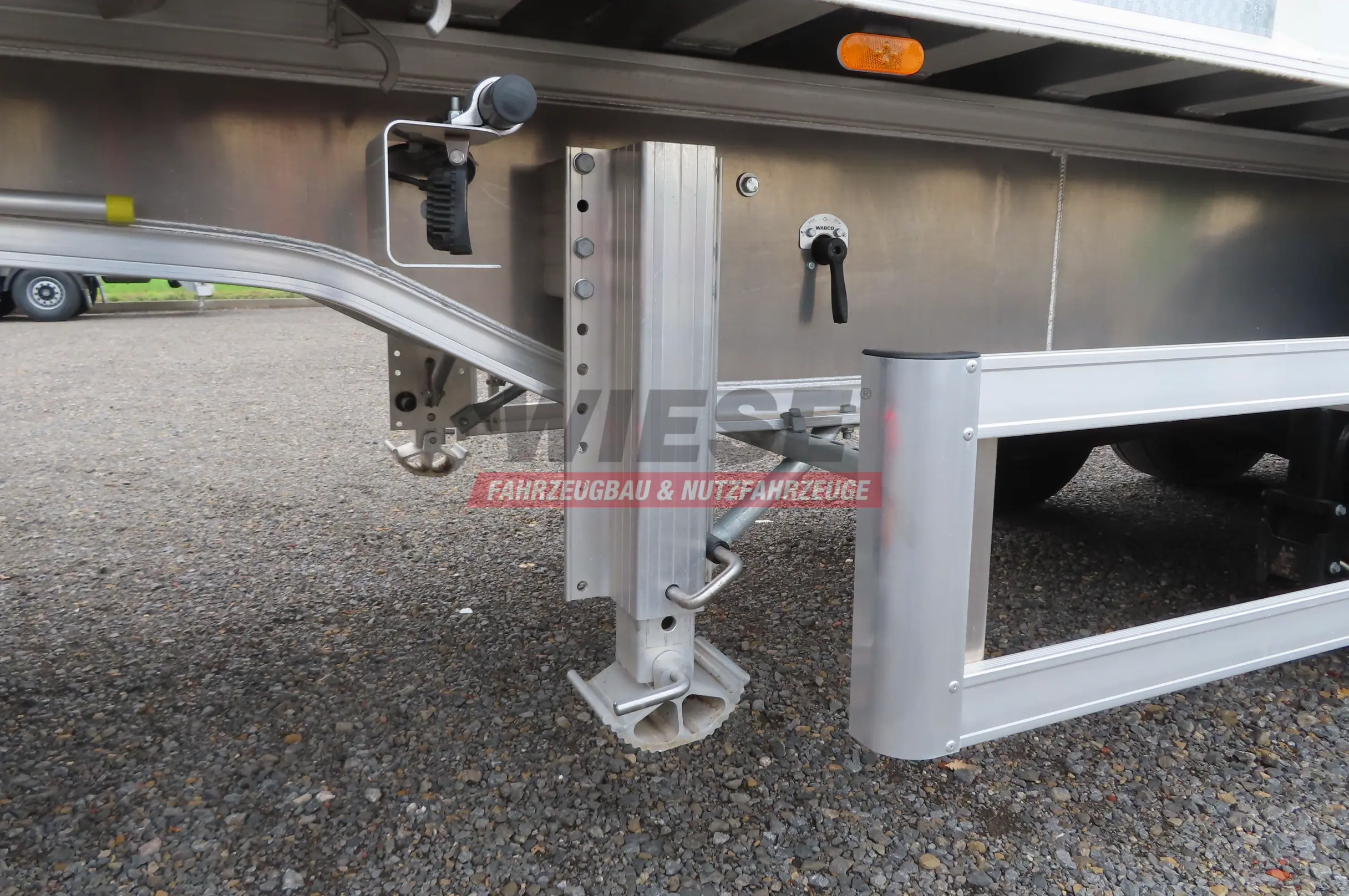 Benalu Benalu Agriliner 9500 H 2200 52m³