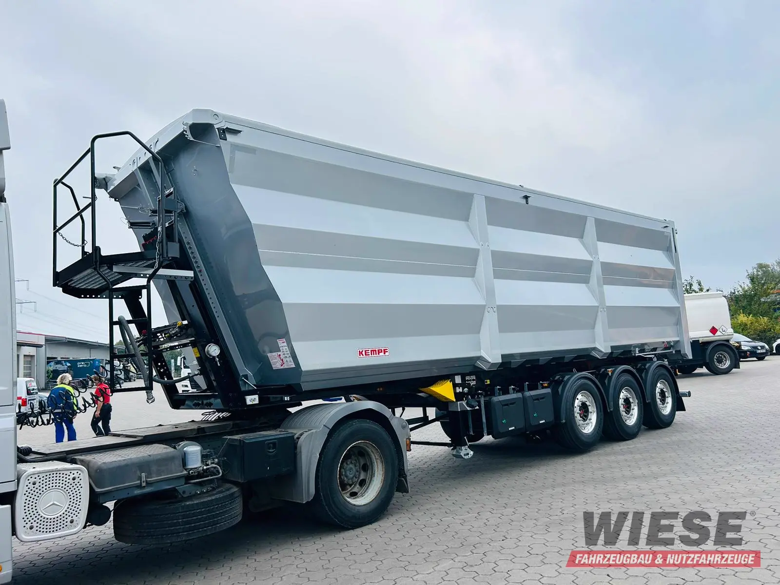 Kempf SKM 36/3 SHL-Light 3-Achs Stahl Kipper 51m³