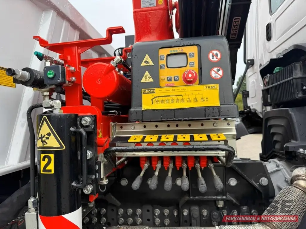 MAN 18.320 4x2 mit Fassi Ladekran Sofort Verfügbar