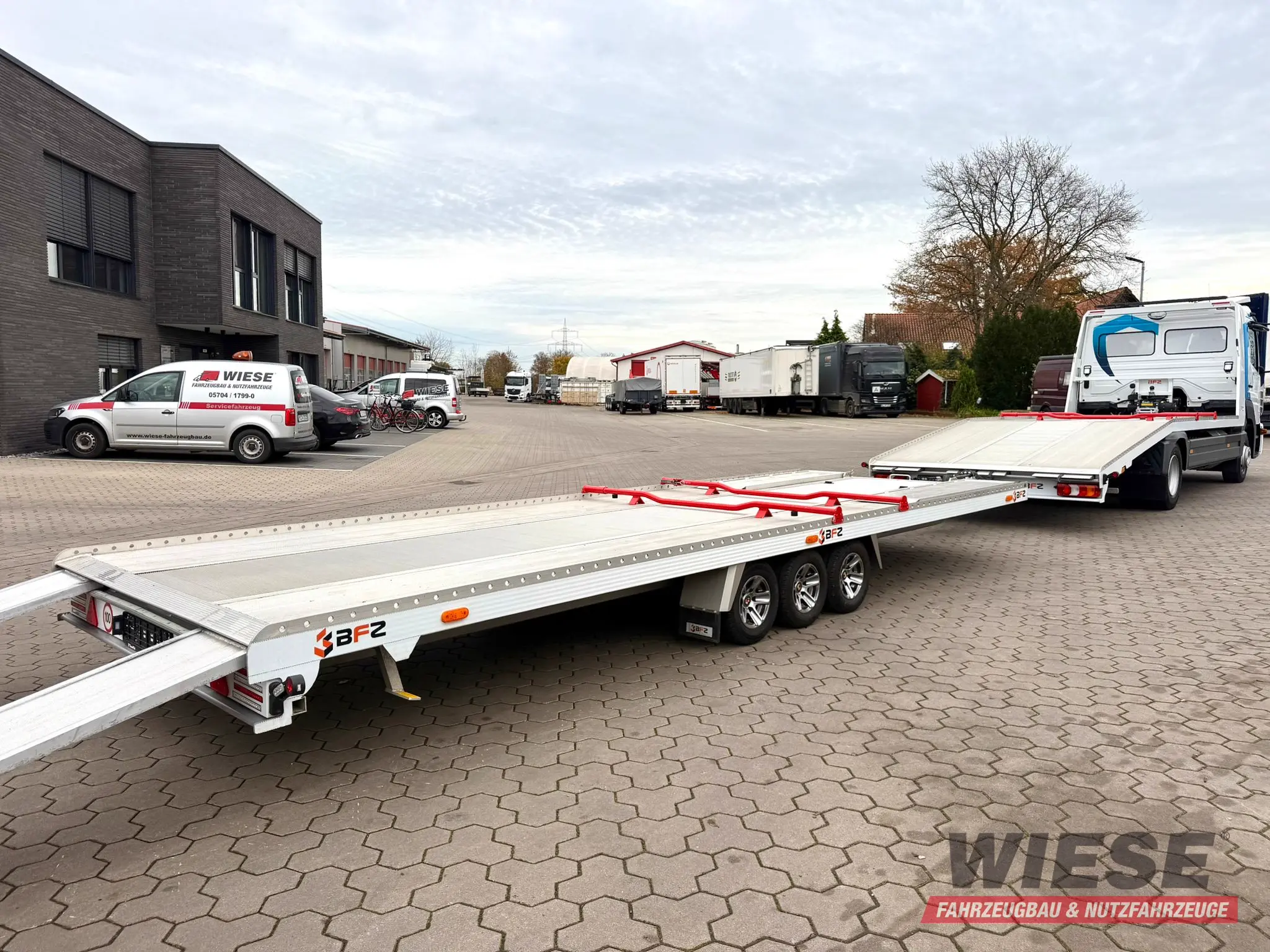 Mercedes-Benz Atego 918L Autotransporter mit BFZ Anhänger