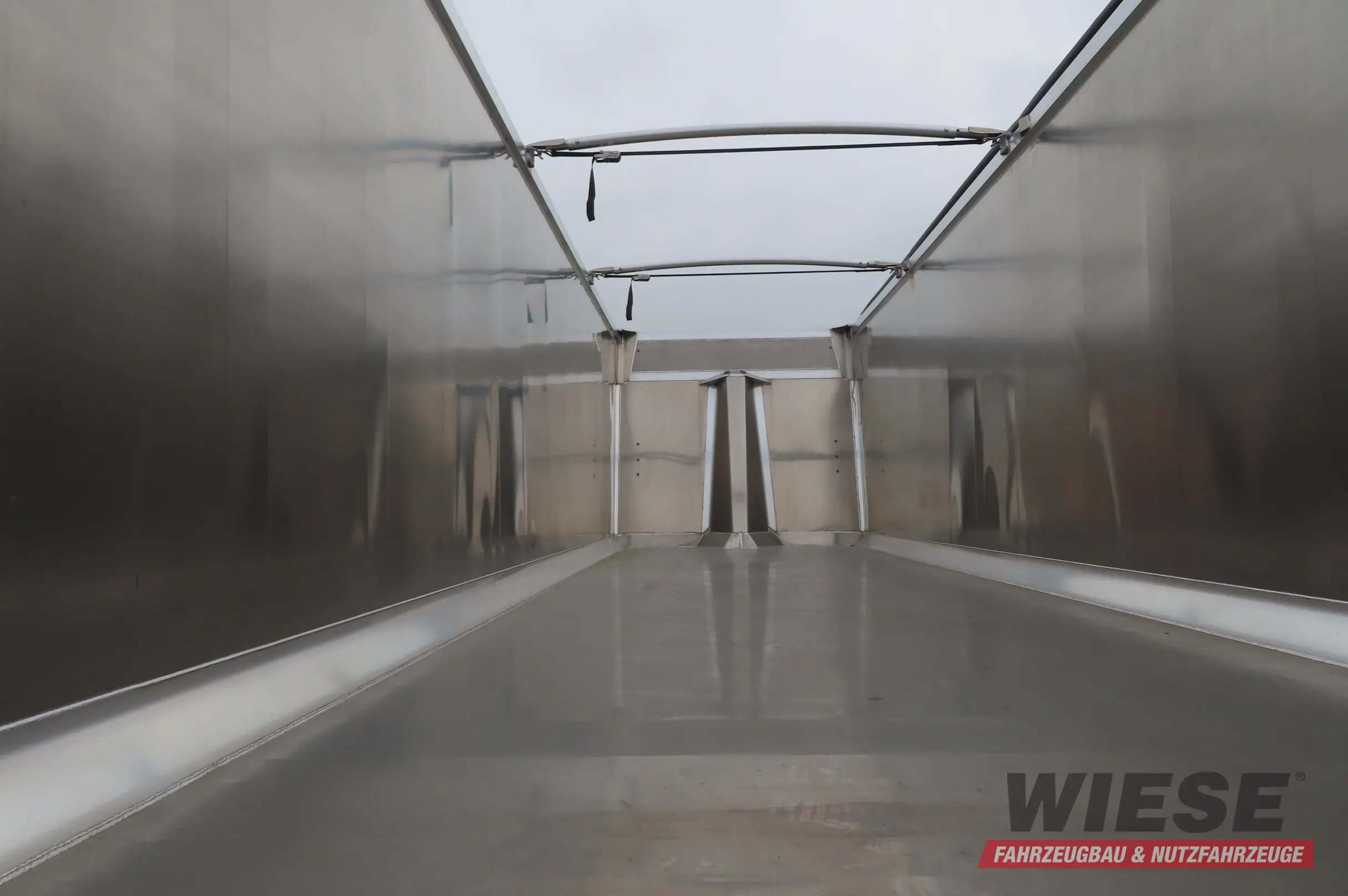 Benalu Benalu Agriliner 9500 H 2200 52m³