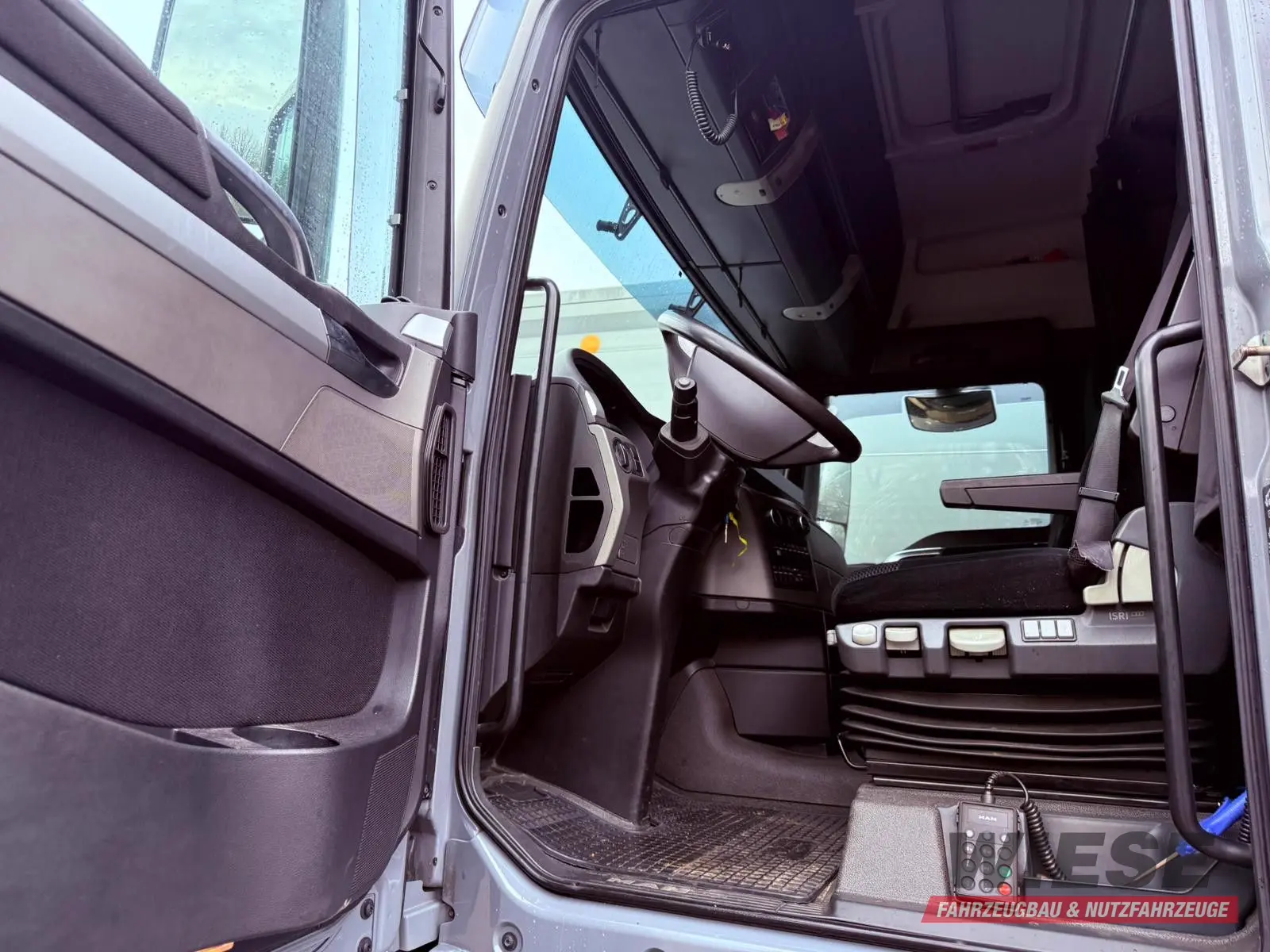 MAN TGX 18.440 LL Volumen LKW mit Staplerhalterung