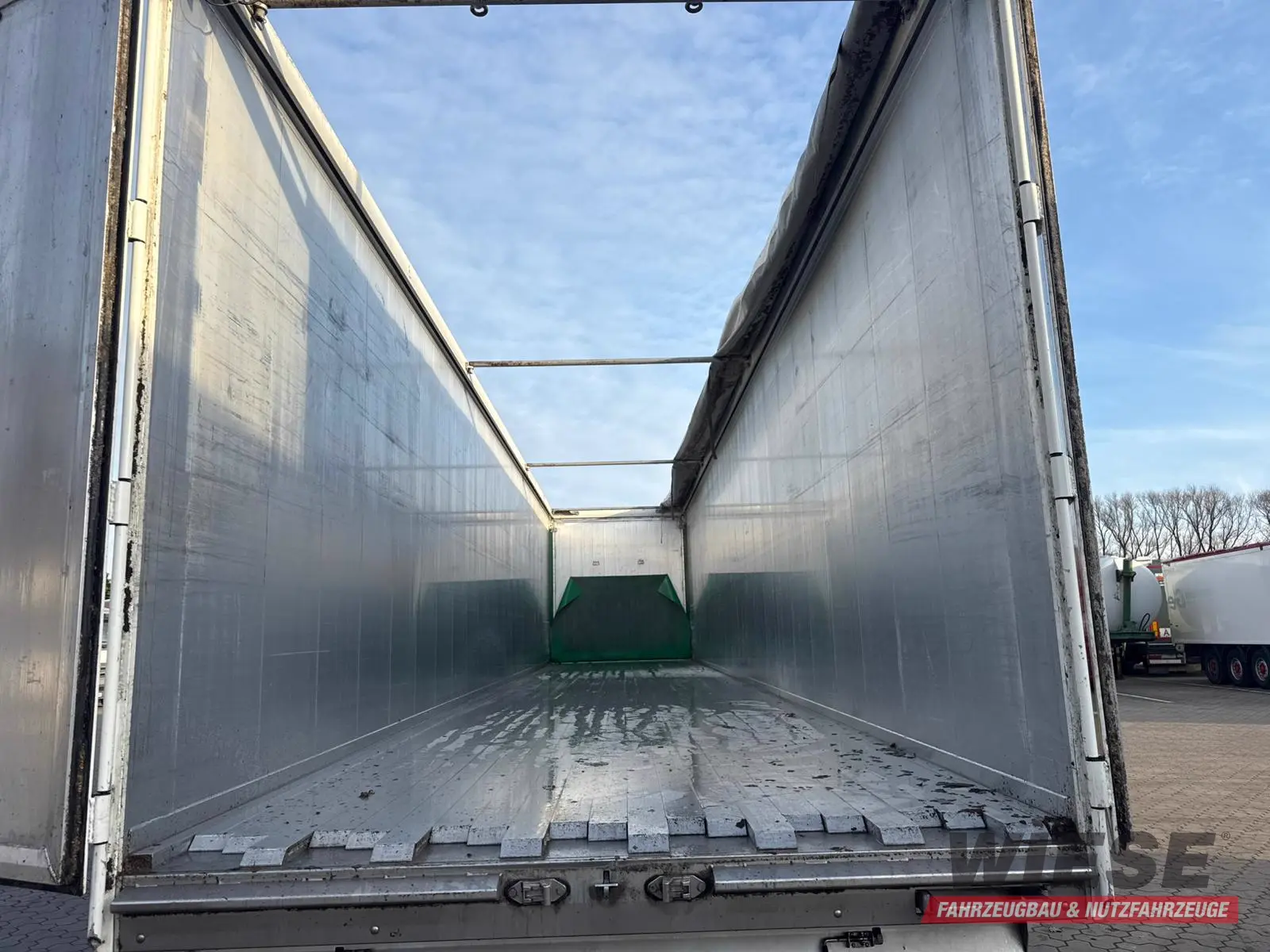 Kraker Kraker K-Force Schubboden 92m³ Top Zustand