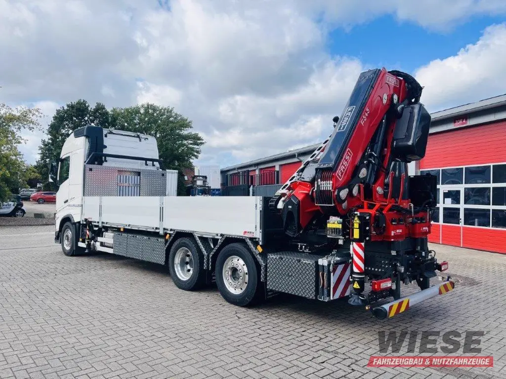 Volvo FH 540 6x2 Container Fassi F545 Heck