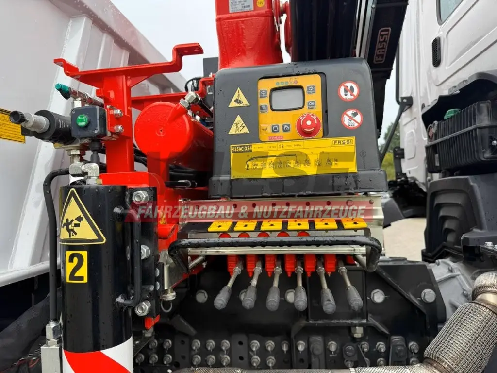 MAN 18.320 4x2 mit Fassi Ladekran Sofort Verfügbar