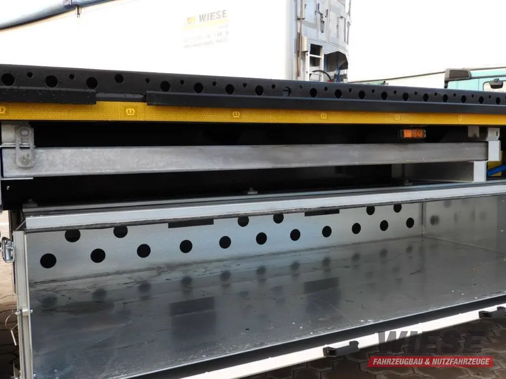 Krone SDP 27 Plattform Auflieger