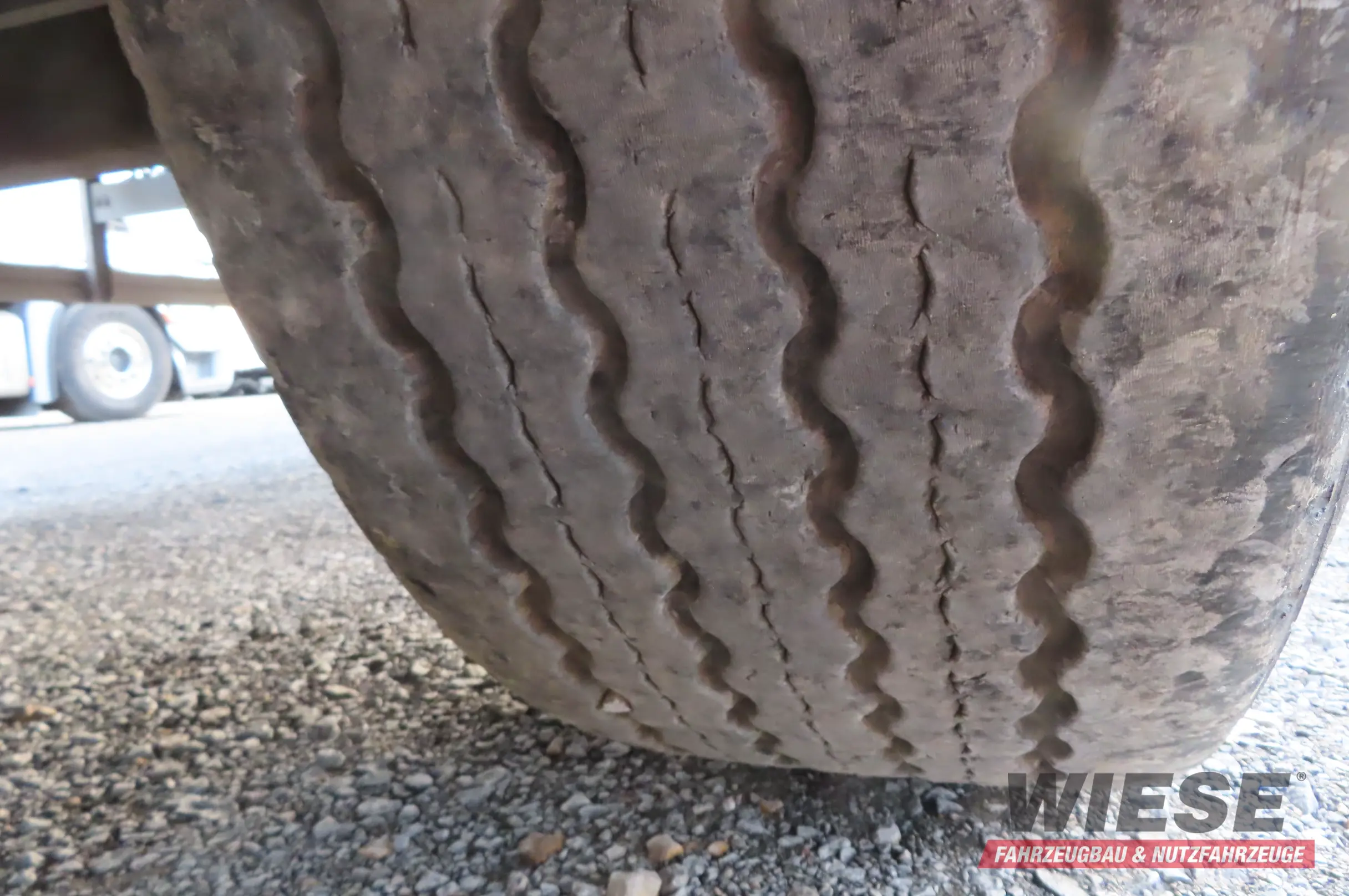 Benalu Benalu Kipper Landliner 50m³