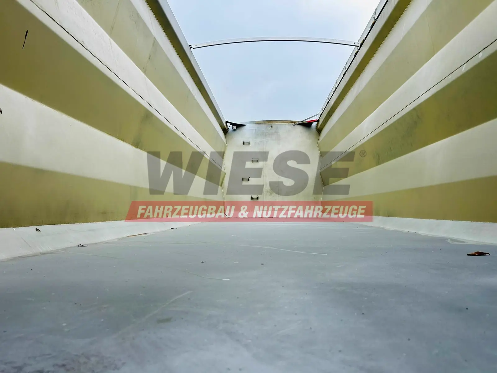 Kempf SKM 36/3 SHL-Light 3-Achs Stahl Kipper 51m³