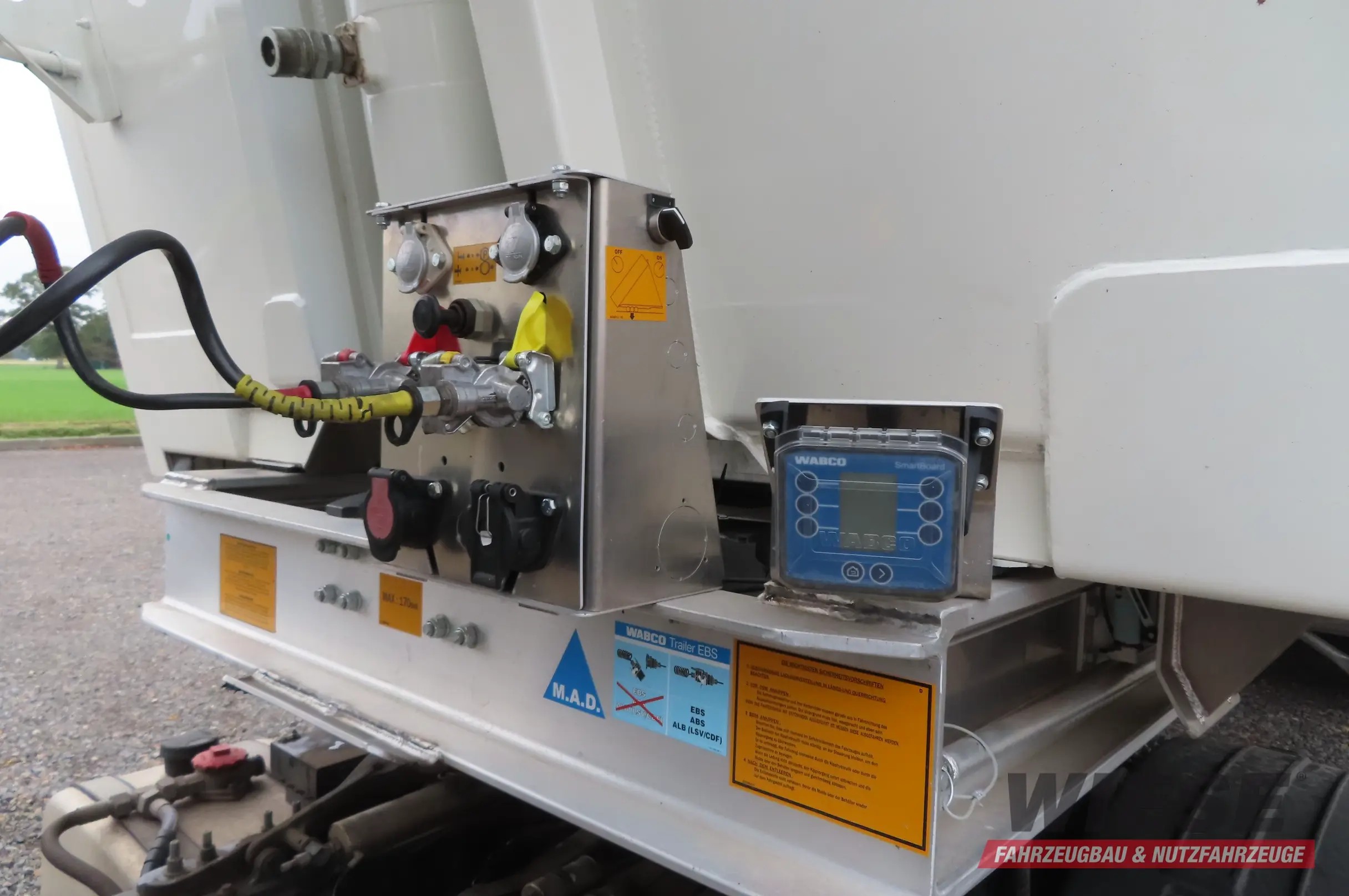 Benalu Benalu Agriliner 9500 H 2200 52m³