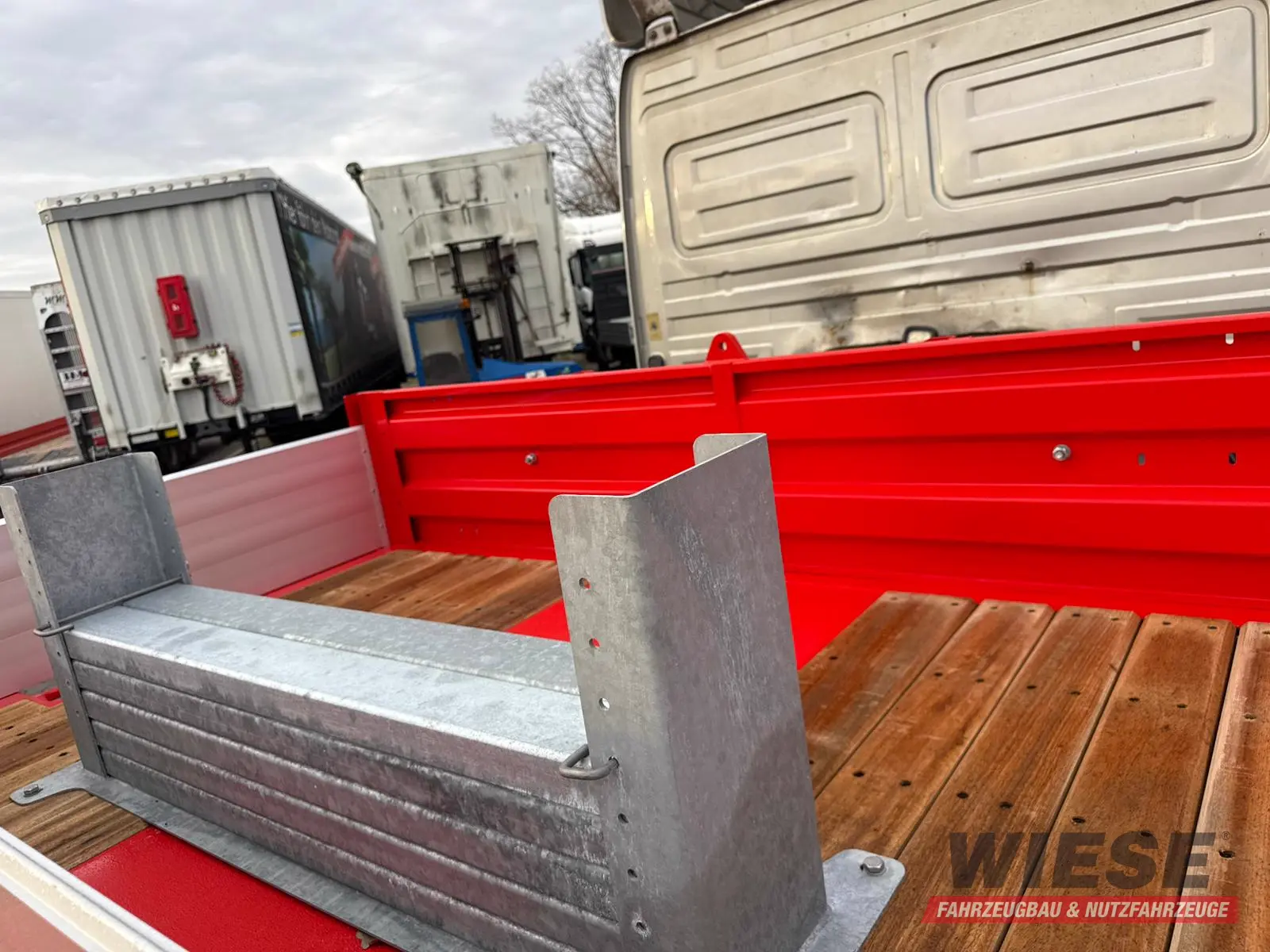 Kässbohrer K.SLA R 4 / 2N 18/40 Tieflader Radmulden tele