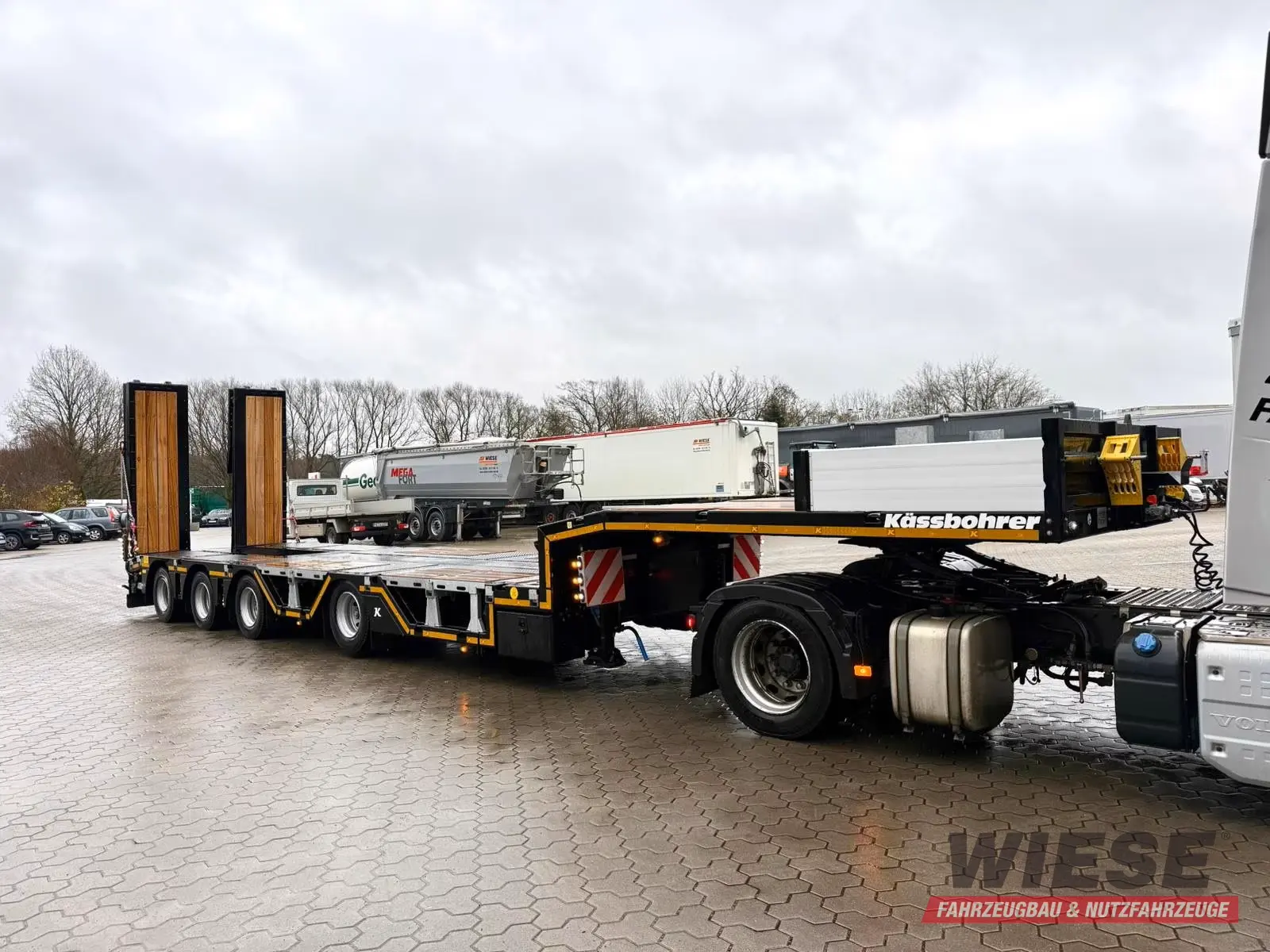 Kässbohrer K.SLA R 4 / 2N 18/40 Tieflader Radmulden tele