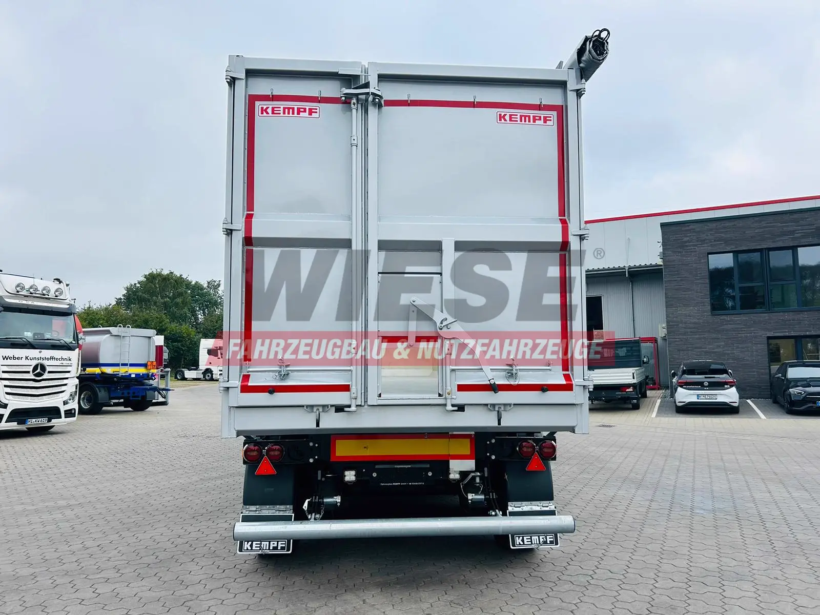 Kempf SKM 36/3 SHL-Light 3-Achs Stahl Kipper 51m³