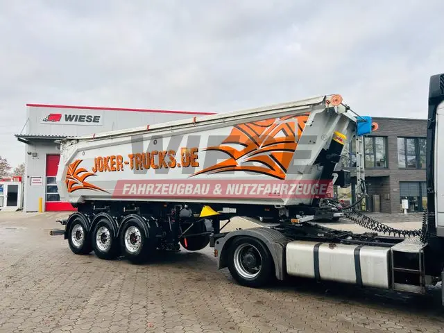 MEGA Neuwertig Stahlkipper - E-Verdeck - 30 m³