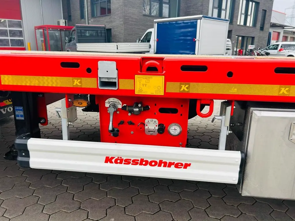 Kässbohrer SPS Mega Schwerlast Plattform Lenkachse