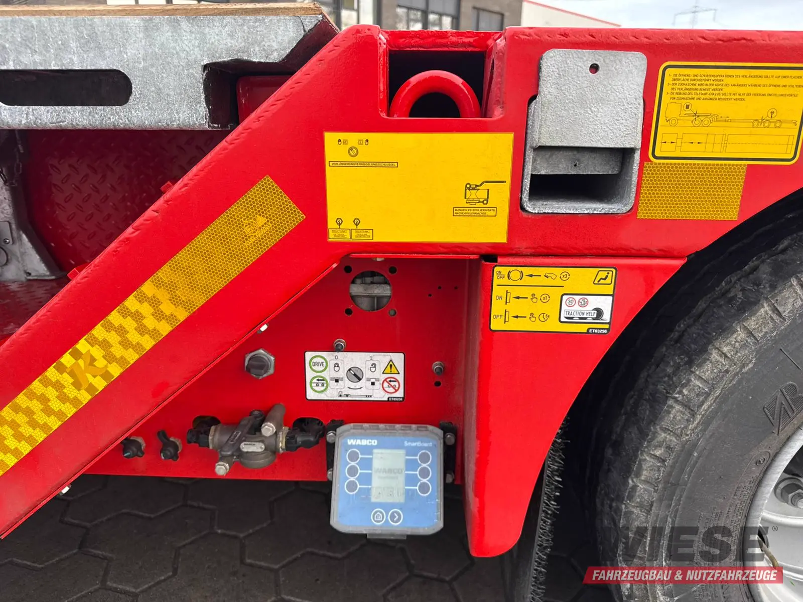 Kässbohrer K.SLA R 4 / 2N 18/40 Tieflader Radmulden tele