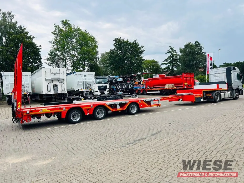 Kässbohrer K.SLA.HS Tieflader teleskopierbar hydr. Hochbett