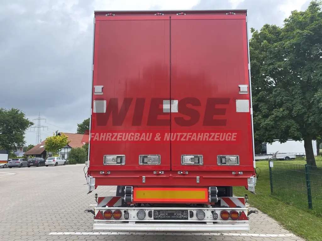 Kässbohrer K.SPO Libner Open Box