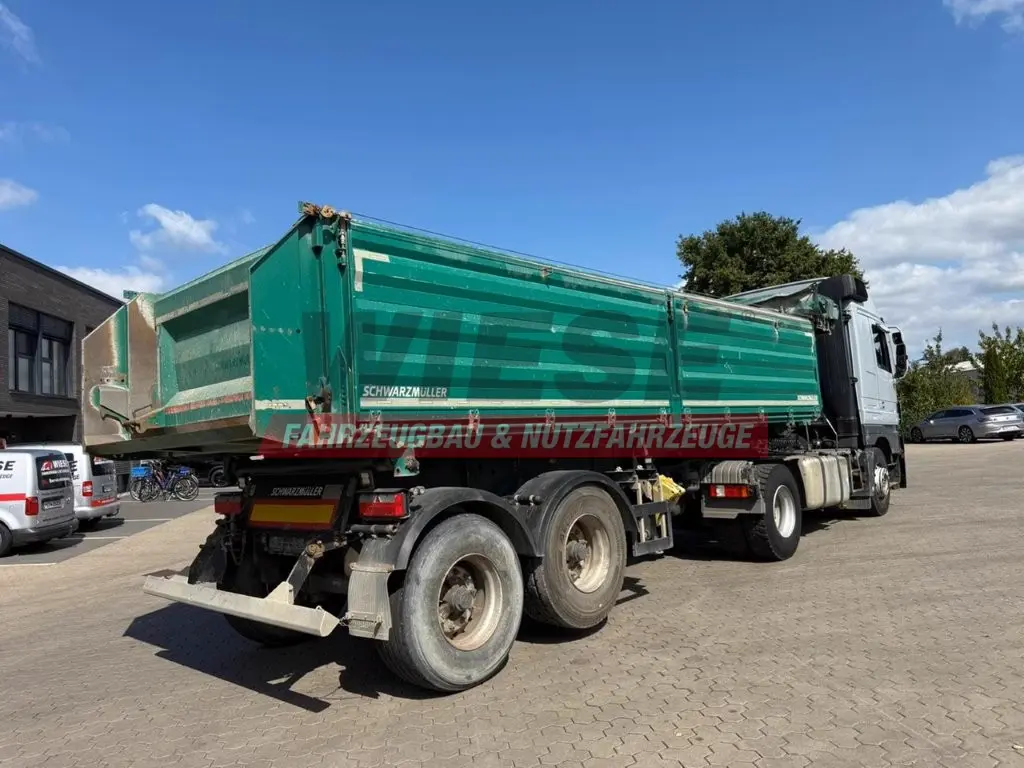 Schwarzmüller 2 Achs Dreiseitenkipper 21m³ mit elektr. Verdeck