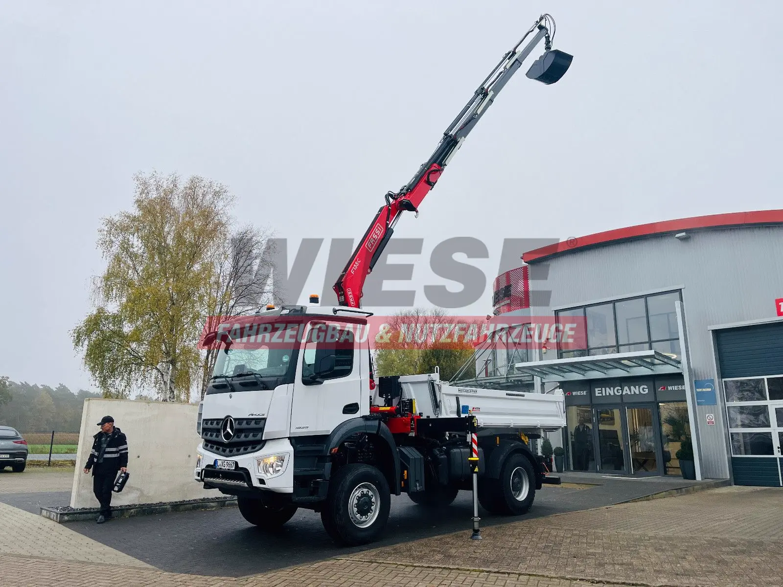 Mercedes-Benz Arocs 1835 4x4 Allrad Fassi F135 Kran Kipper