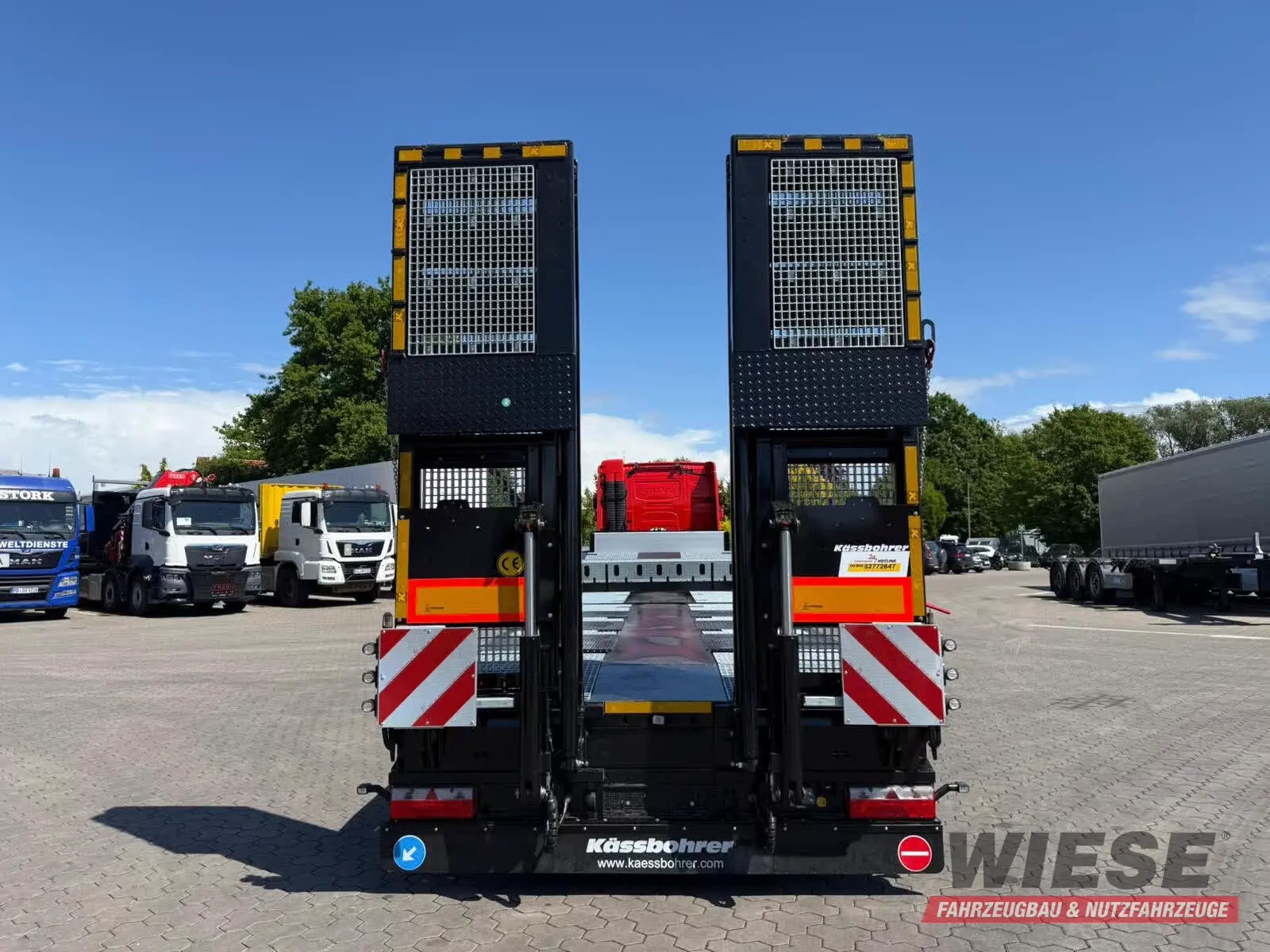 Kässbohrer Tieflader mit hydr. Schwanehals von Wiese Fahrzeugmarkt in Petershagen kaufen ab 72900.00€
