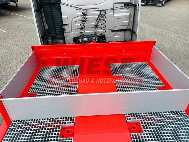 Kässbohrer SLS.HS Tieflader mit hydr. Schwanenhals